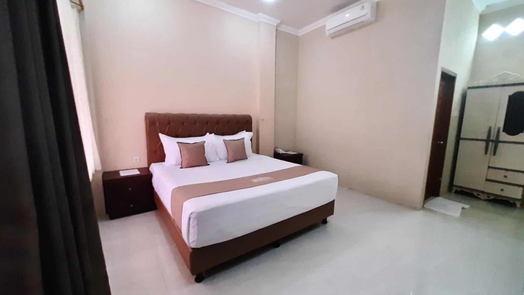 Bukit Indah Doda Hotel & Resorts Палу Номер фото