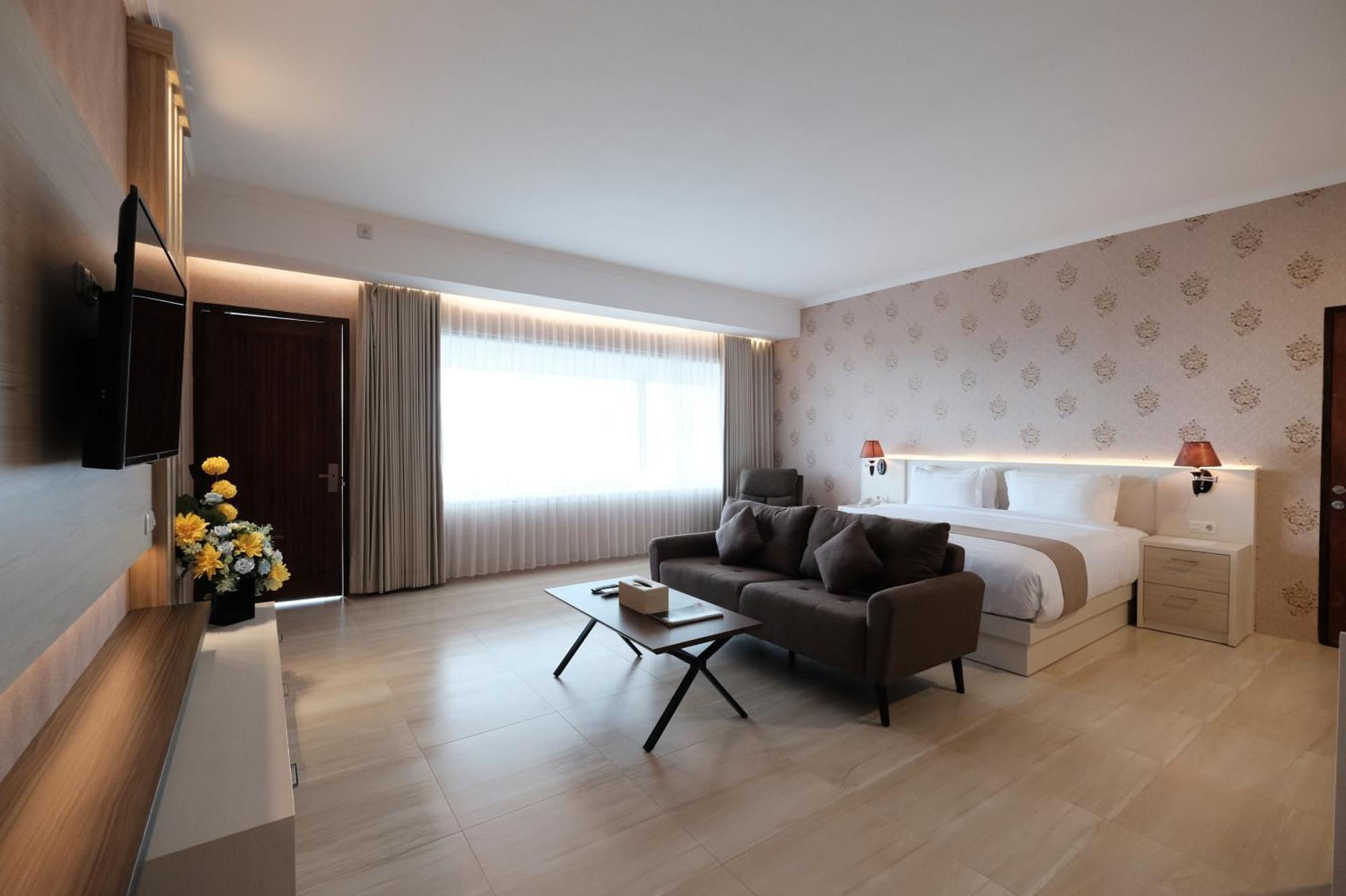 Bukit Indah Doda Hotel & Resorts Палу Экстерьер фото
